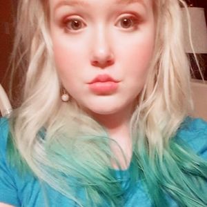 Meet your Posher, Kori